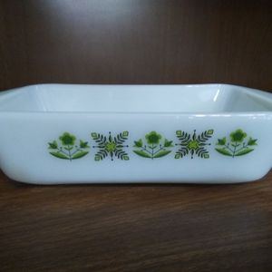 Anchor Hocking vintage dish